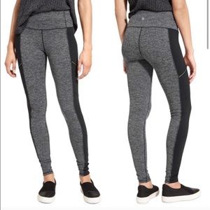Athleta Houndstooth Zipper pocket leggings